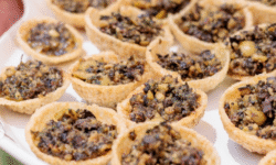 Delicia de aceitunas variadas y AOVE